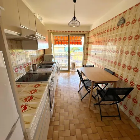 Les Pins Sea View - 4 People Appartement *
